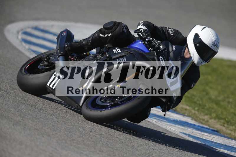 /Archiv-2024/02 29.01.-02.02.2024 Moto Center Thun Jerez/Gruppe schwarz-black/177